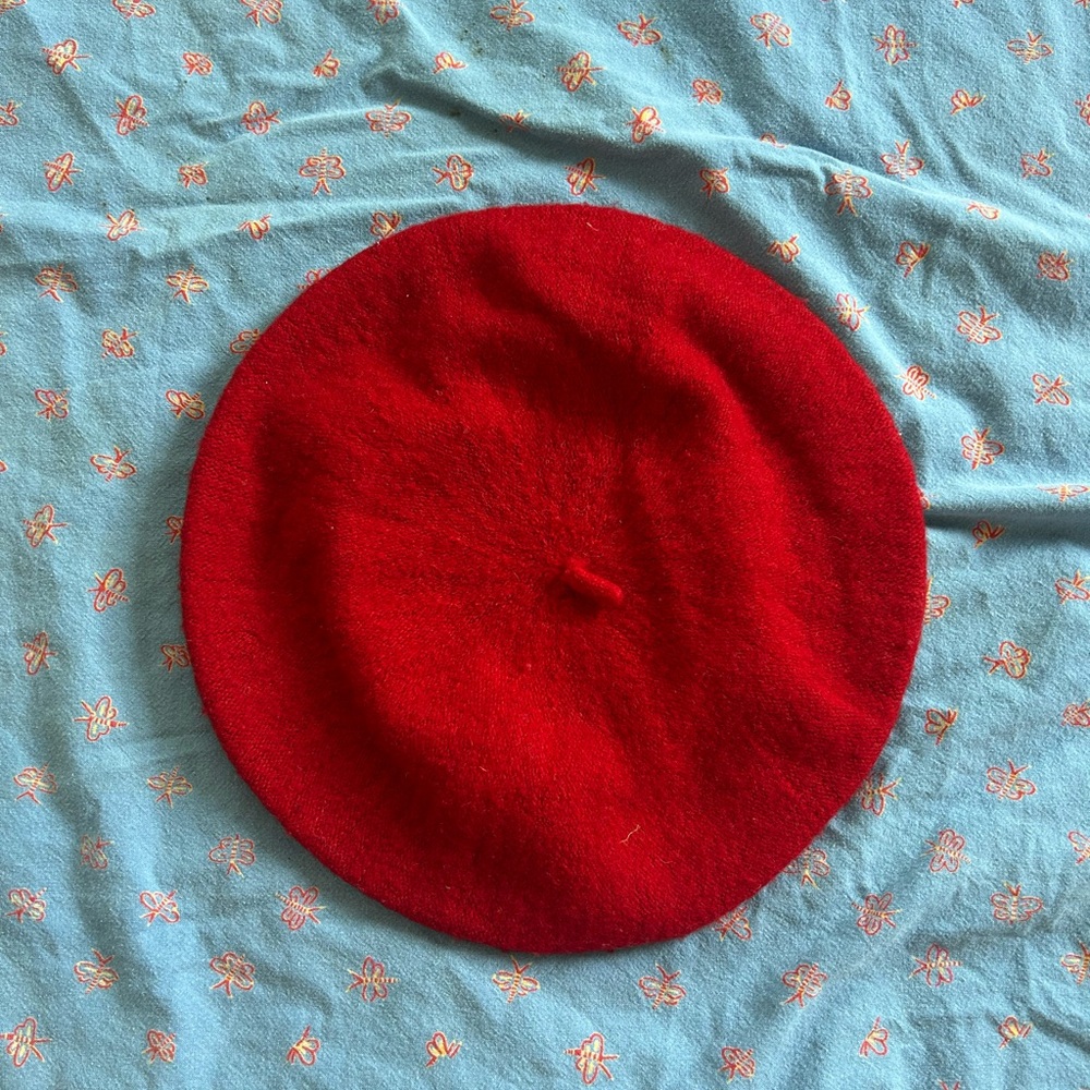 100% wool beret - red